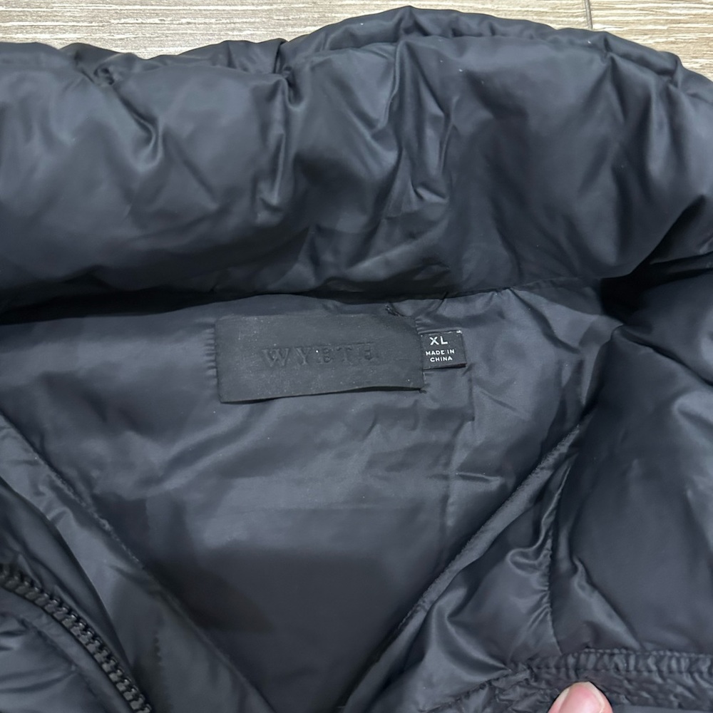 Wyeth Black Puffer Jacket - Picture 8 of 8
